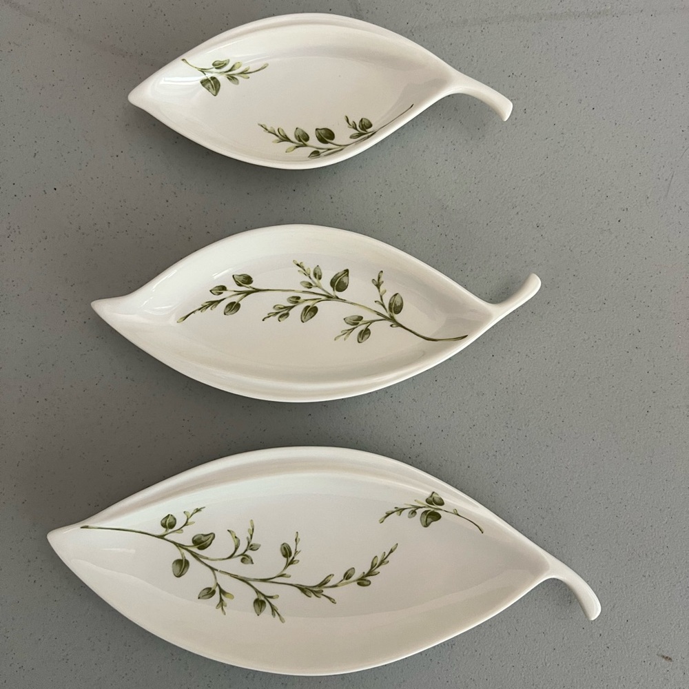 PartyLite Herbal Spring Leaf Shaped Tea light Candle Holders set of 3